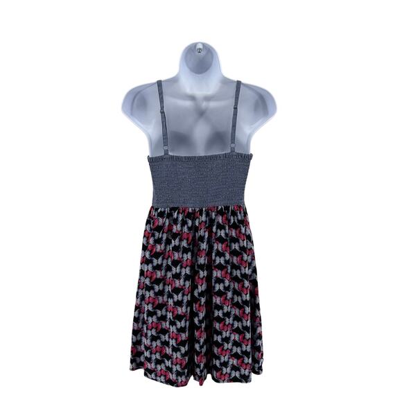 No Boundaries Butterfly Print Dress Womens S(3-5) Gray/Pink/Black Smocked Skater - Picture 5 of 9